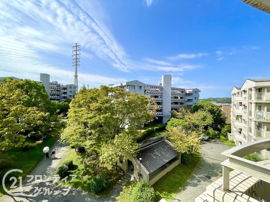 apartment 京都府木津川市兜台５丁目
地図を見る