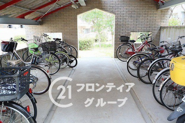 apartment 京都府木津川市兜台５丁目
地図を見る