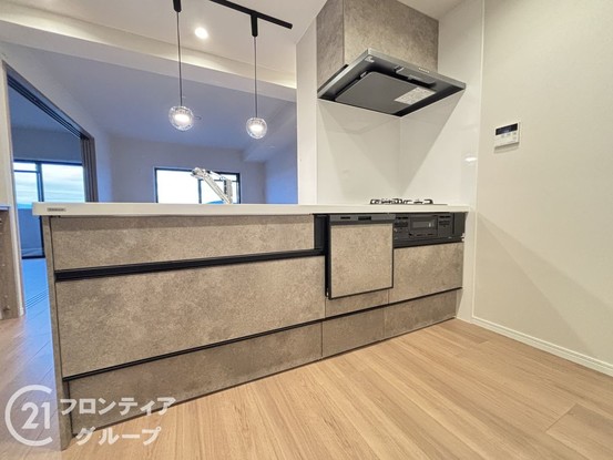 apartment 奈良県生駒郡斑鳩町龍田西２丁目
地図を見る
