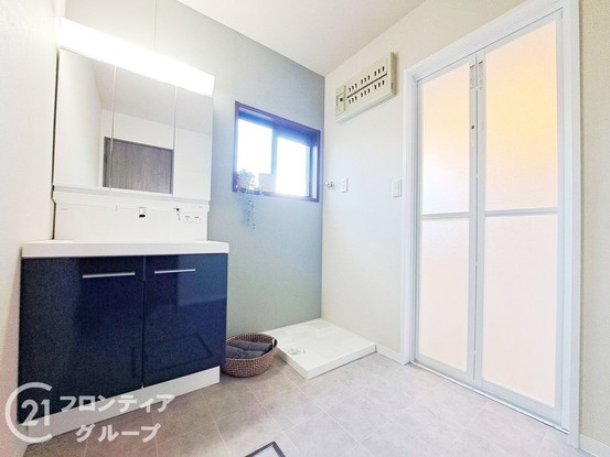 detached 奈良県大和高田市大字今里川合方
地図を見る