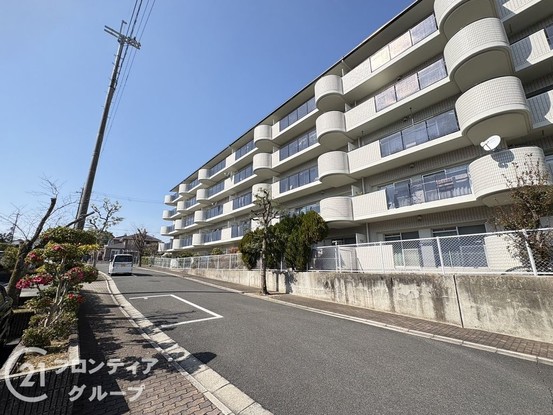 apartment 京都府木津川市兜台２丁目
地図を見る