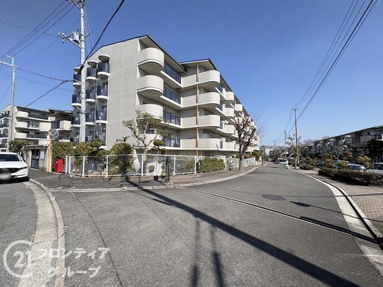 apartment 京都府木津川市兜台２丁目
地図を見る