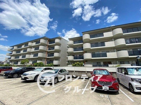 apartment 京都府木津川市兜台２丁目
地図を見る