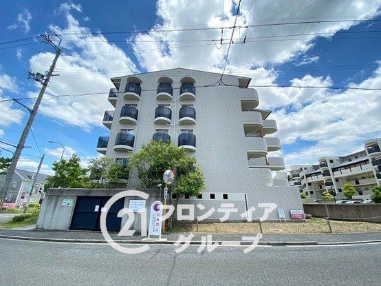 apartment 京都府木津川市兜台２丁目
地図を見る