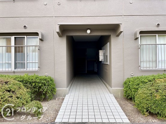 apartment 奈良県奈良市三条栄町
地図を見る