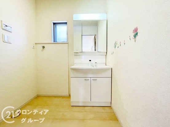 detached 奈良県北葛城郡広陵町大字三吉
地図を見る