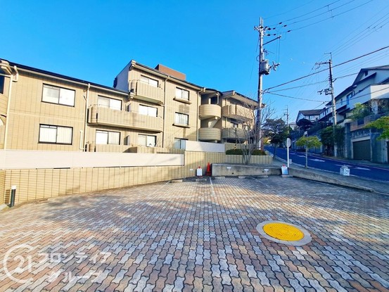 apartment 奈良県奈良市あやめ池南８丁目
地図を見る