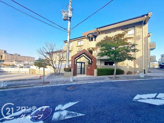 apartment 奈良県奈良市あやめ池南８丁目
地図を見る