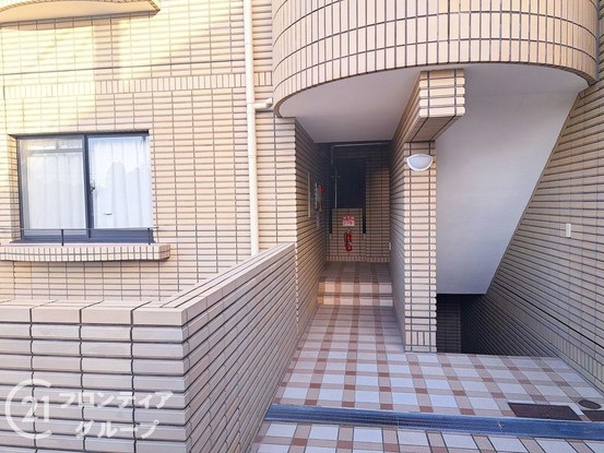 apartment 奈良県奈良市あやめ池南８丁目
地図を見る