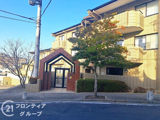 apartment 奈良県奈良市あやめ池南８丁目
地図を見る