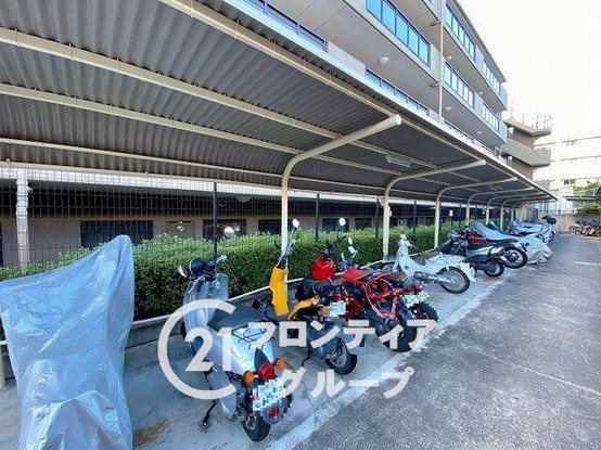 apartment 奈良県奈良市帝塚山２丁目
地図を見る