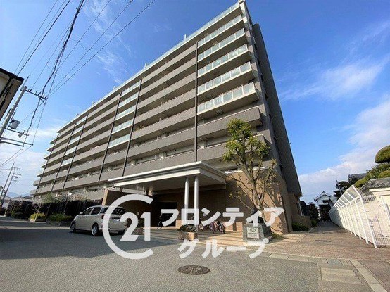 apartment 奈良県大和高田市大字大中
地図を見る