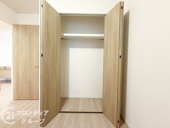 apartment 奈良県大和高田市大字大中
地図を見る
