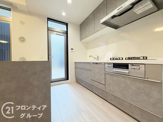apartment 奈良県大和高田市大字大中
地図を見る