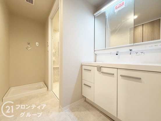 apartment 奈良県大和高田市大字大中
地図を見る