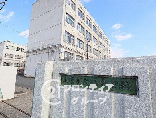 apartment 奈良県天理市丹波市町
地図を見る