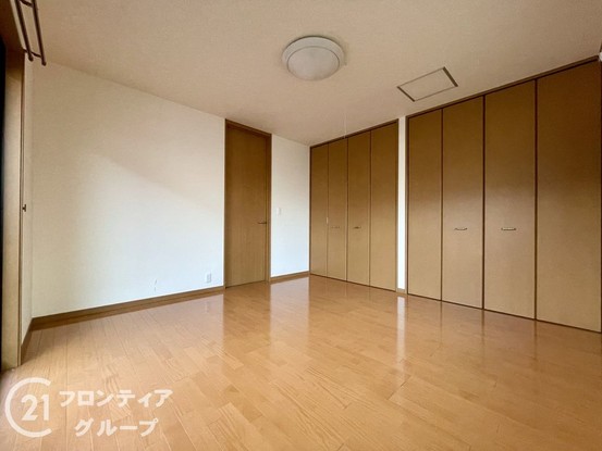 detached 奈良県香芝市旭ケ丘５丁目
地図を見る
