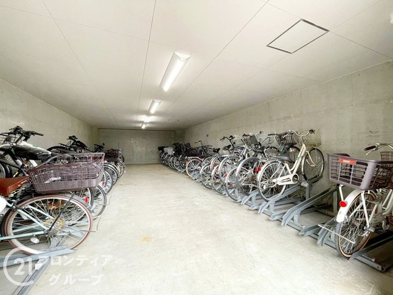 apartment 奈良県大和郡山市野垣内町
地図を見る