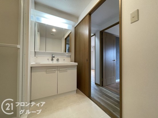 apartment 奈良県大和郡山市野垣内町
地図を見る
