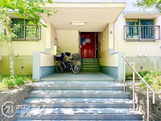 apartment 奈良県奈良市三条川西町
地図を見る