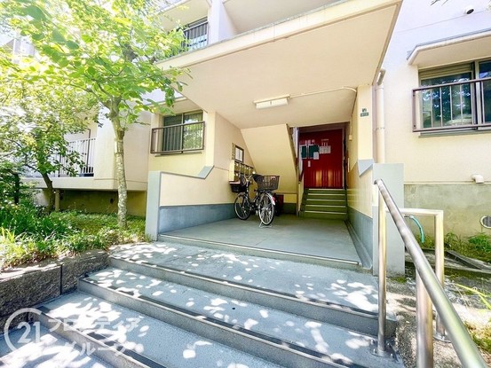apartment 奈良県奈良市三条川西町
地図を見る