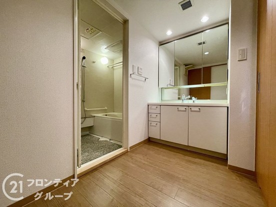apartment 奈良県香芝市下田西１丁目
地図を見る