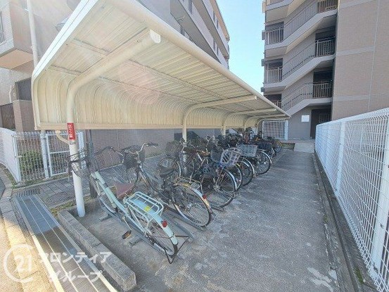 apartment 奈良県奈良市富雄北１丁目
地図を見る