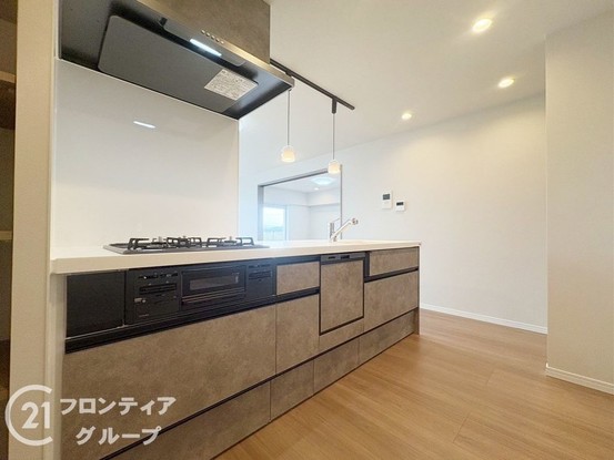 apartment 京都府京田辺市草内鐘鉦割
地図を見る