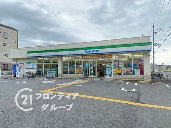 apartment 京都府京田辺市草内鐘鉦割
地図を見る