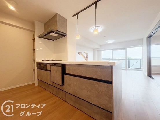 apartment 京都府京田辺市草内鐘鉦割
地図を見る