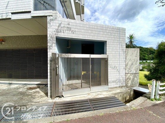apartment 奈良県奈良市帝塚山６丁目
地図を見る