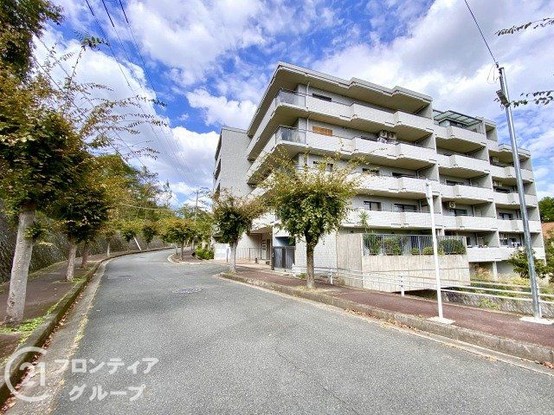 apartment 奈良県奈良市帝塚山６丁目
地図を見る