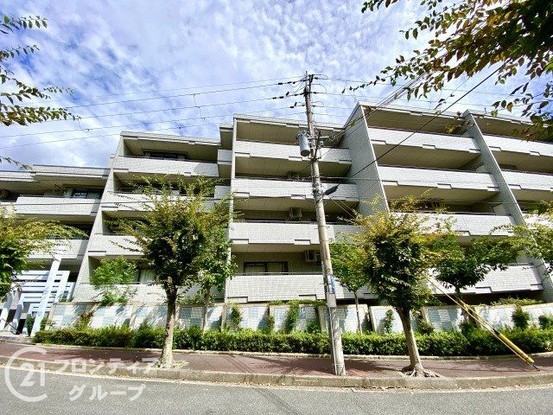 apartment 奈良県奈良市帝塚山６丁目
地図を見る