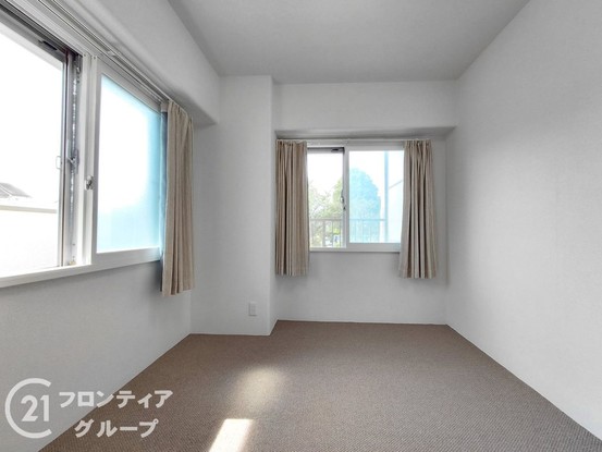 apartment 奈良県大和高田市昭和町
地図を見る