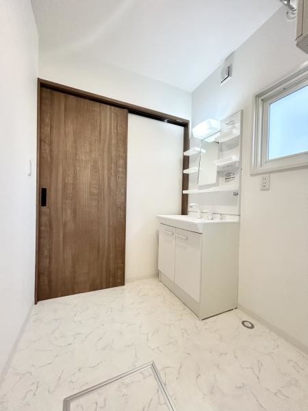 detached 北海道札幌市白石区北郷一条１丁目5-13