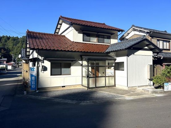 detached 福井県敦賀市平和町37-6　山田ビル　1階A号室