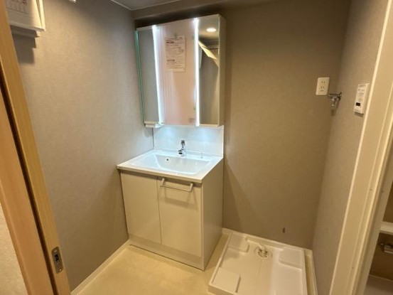 apartment 福井県敦賀市平和町37-6　山田ビル　1階A号室