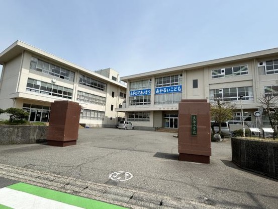 detached 福井県敦賀市平和町37-6　山田ビル　1階A号室