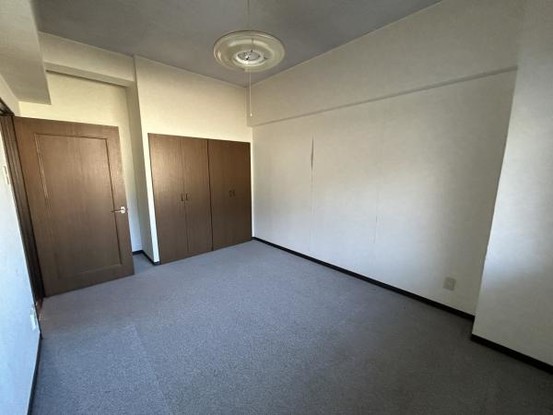 apartment 福井県敦賀市平和町37-6　山田ビル　1階A号室