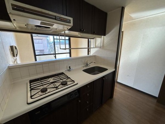 apartment 福井県敦賀市平和町37-6　山田ビル　1階A号室