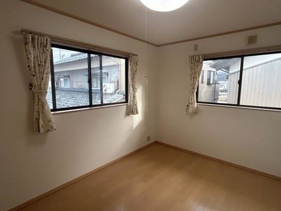 detached 福井県敦賀市平和町37-6　山田ビル　1階A号室