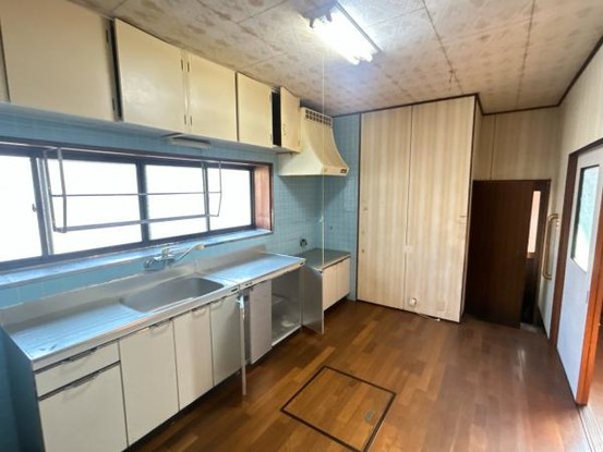 detached 福井県敦賀市平和町37-6　山田ビル　1階A号室