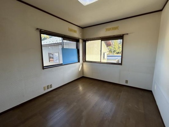 detached 福井県敦賀市平和町37-6　山田ビル　1階A号室