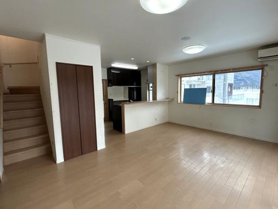 detached 福井県敦賀市平和町37-6　山田ビル　1階A号室