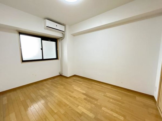 apartment 福井県敦賀市平和町37-6　山田ビル　1階A号室