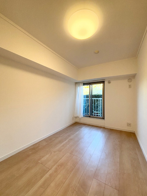 apartment 千葉県松戸市新松戸１丁目439-8 岡田ビル１Ｆ