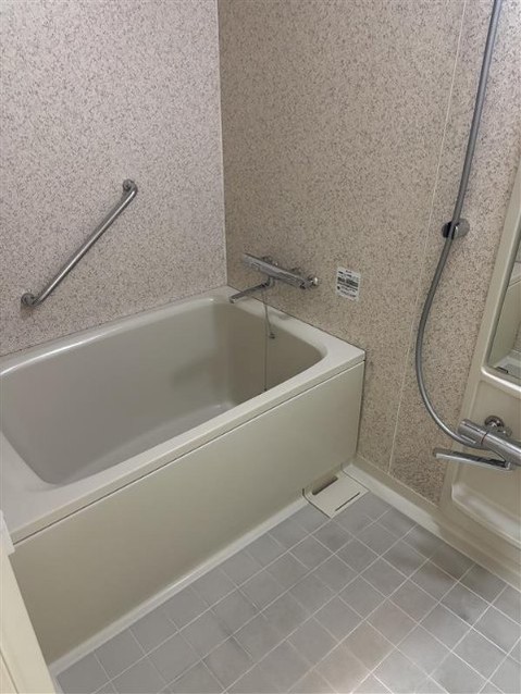 apartment 千葉県千葉市美浜区幸町２丁目
地図を見る