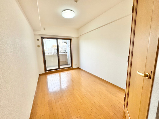 apartment 千葉県浦安市入船４丁目6-1 Ｍ・Ｙ・Ｍビル　１Ｆ