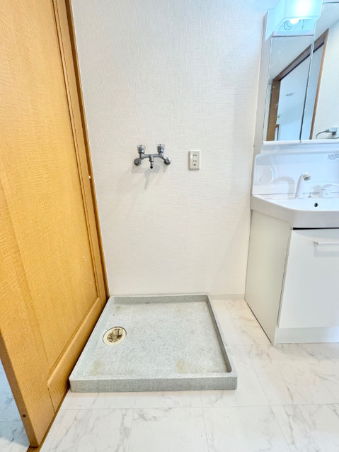 apartment 千葉県浦安市入船４丁目6-1 Ｍ・Ｙ・Ｍビル　１Ｆ