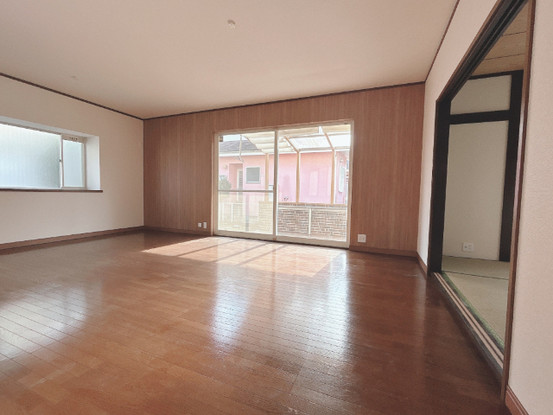 detached 千葉県四街道市鹿渡2003-25 高宮ビル１階